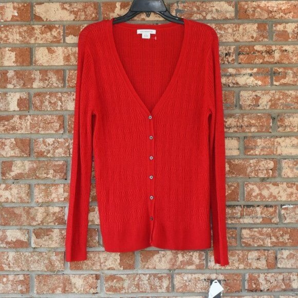 LIZ Claiborne Sweater - Picture 1 of 5